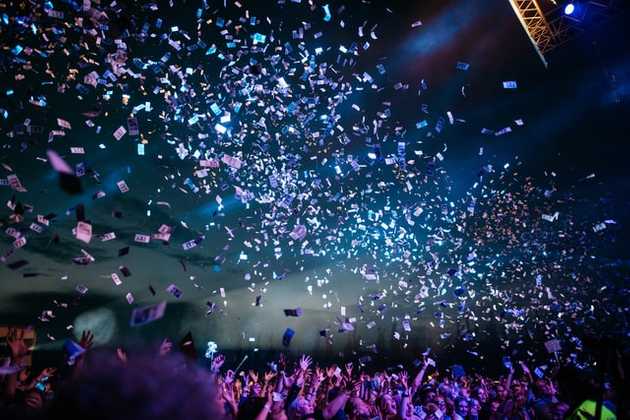 Confetti on a concert